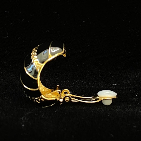 BOGO Vintage QVC Joan Rivers Classics Collection “Nautical J Hoop” Clip Earrings - Picture 10 of 12
